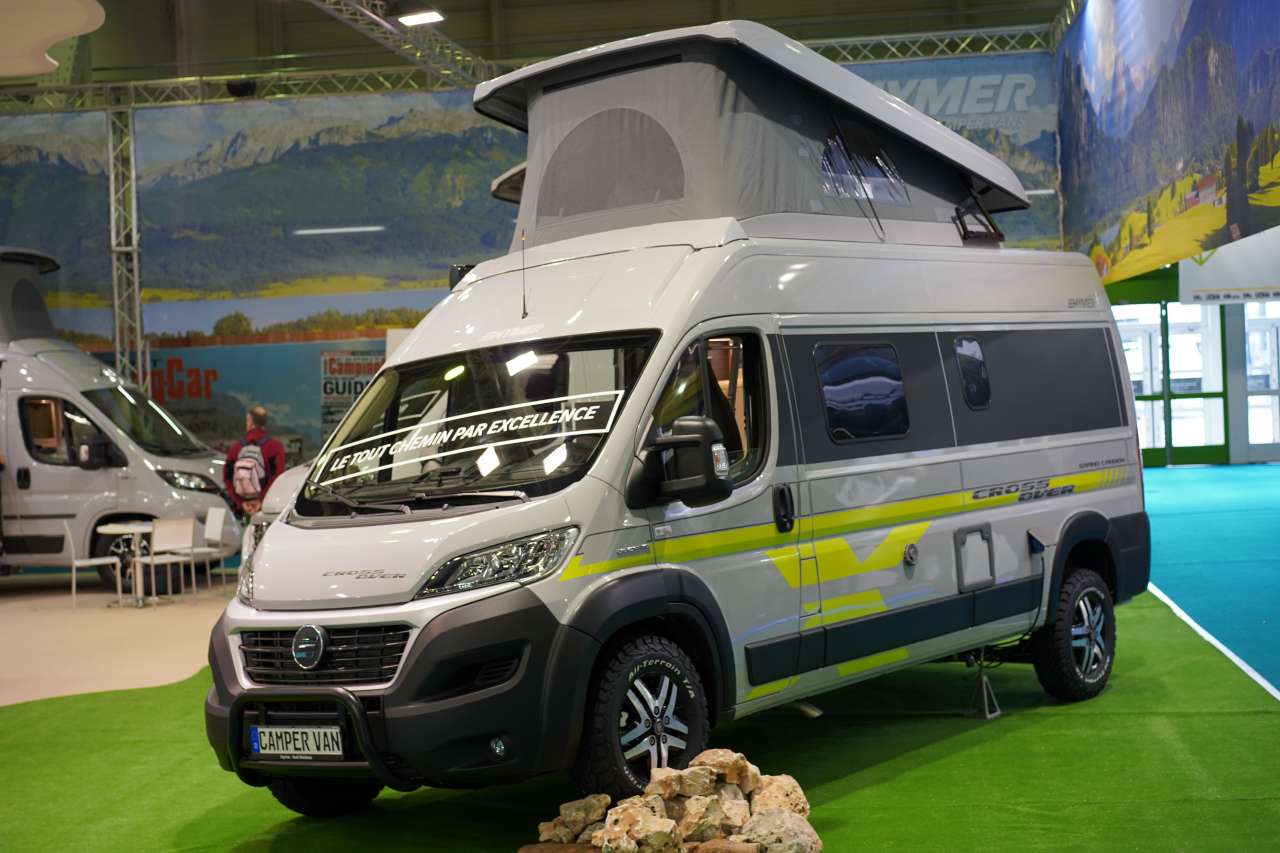 Les choix de porteurs pour les fourgons (avec SDB) HYMER_CV_CROSS_OVER_02