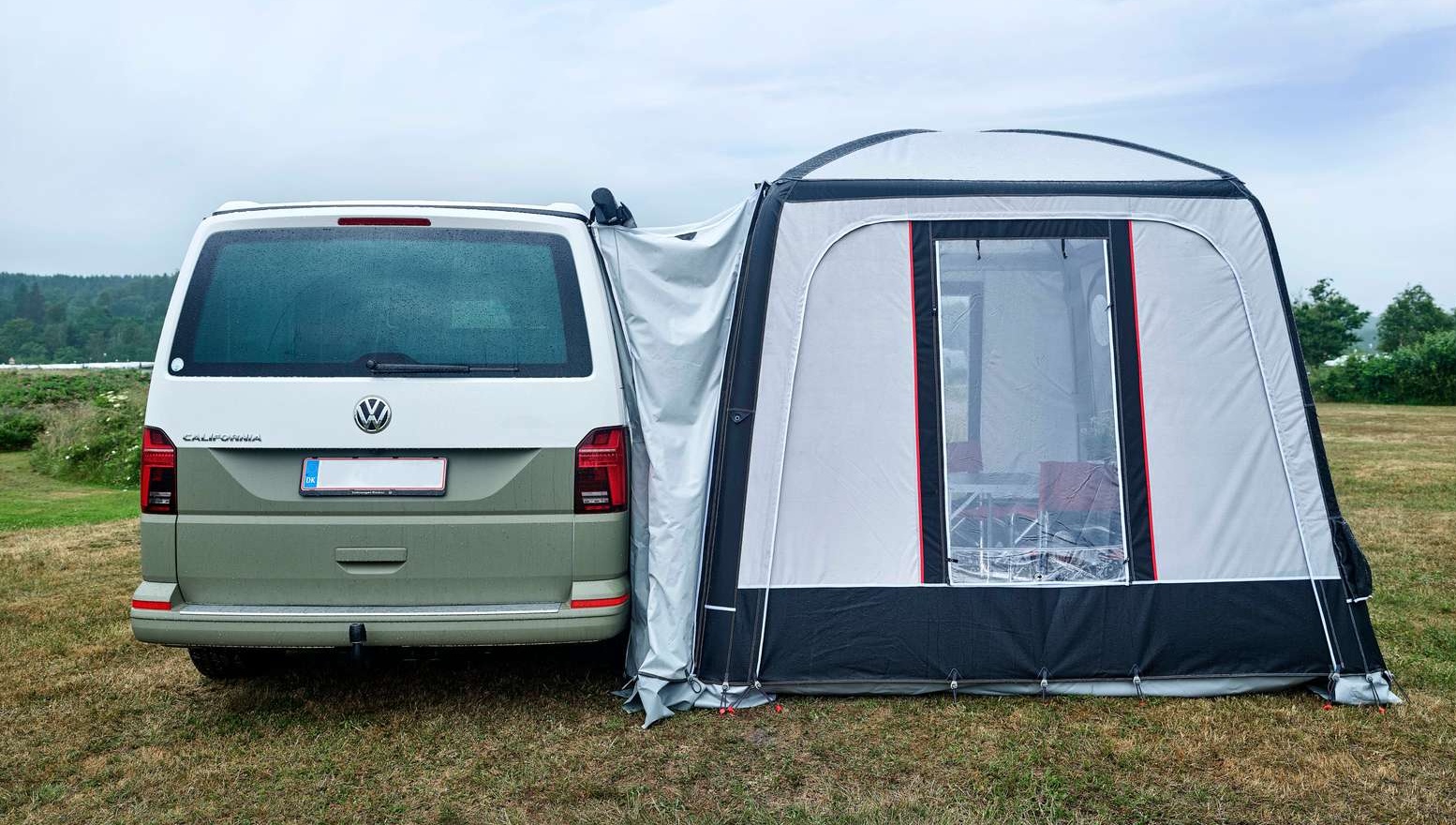 Auvent gonflable toutes saisons pour camping-cars