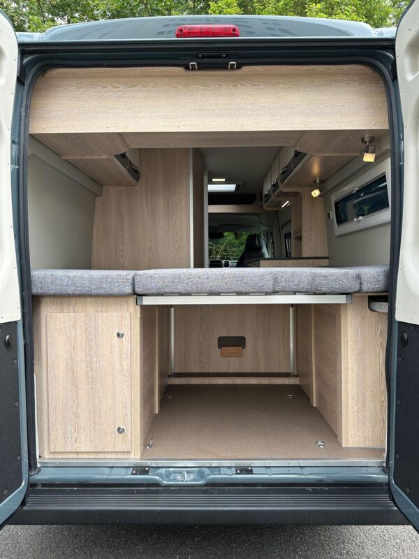 soute fourgon Pössl Summit 600 B Plus