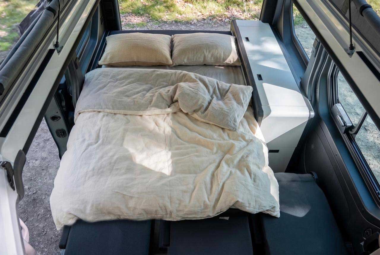 Avec le couchage double en partie basse, le Switch pourra accueillir quatre personnes pour la nuit.