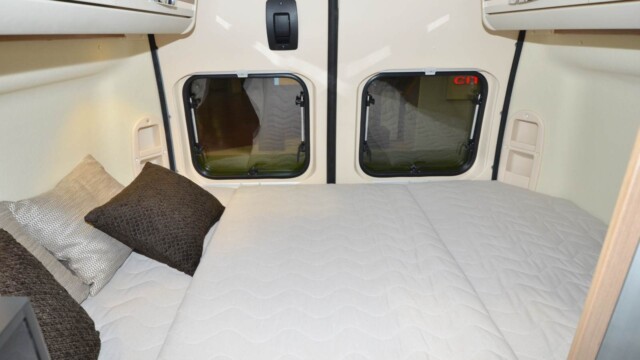 A l'intérieur difficile d'imaginer l'apparence extérieurs semblable à un Type H !