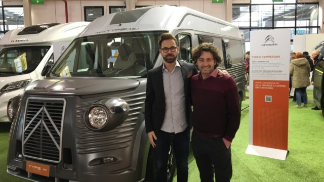 Les heureux concepteurs, Fabrizio Caselani et David Obendorfer, présentent leur Type H au Salon de Parme