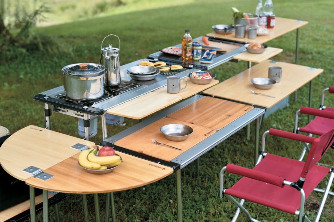 Iron Grill Table, une modularité à toute épreuve