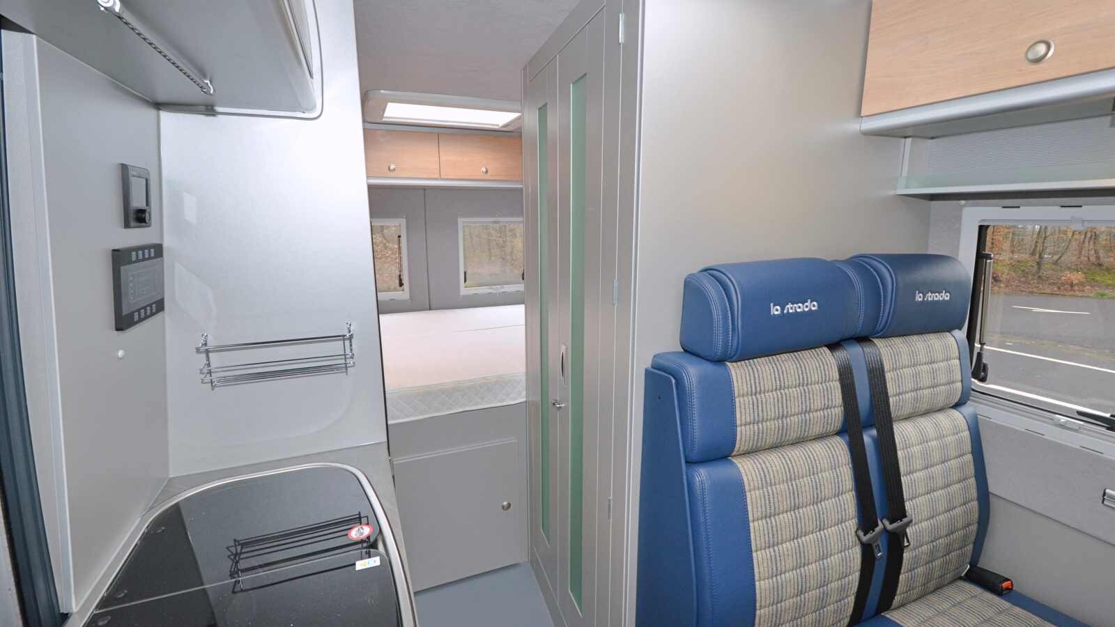 Circulation aisée jusqu'au lit transversal arrière