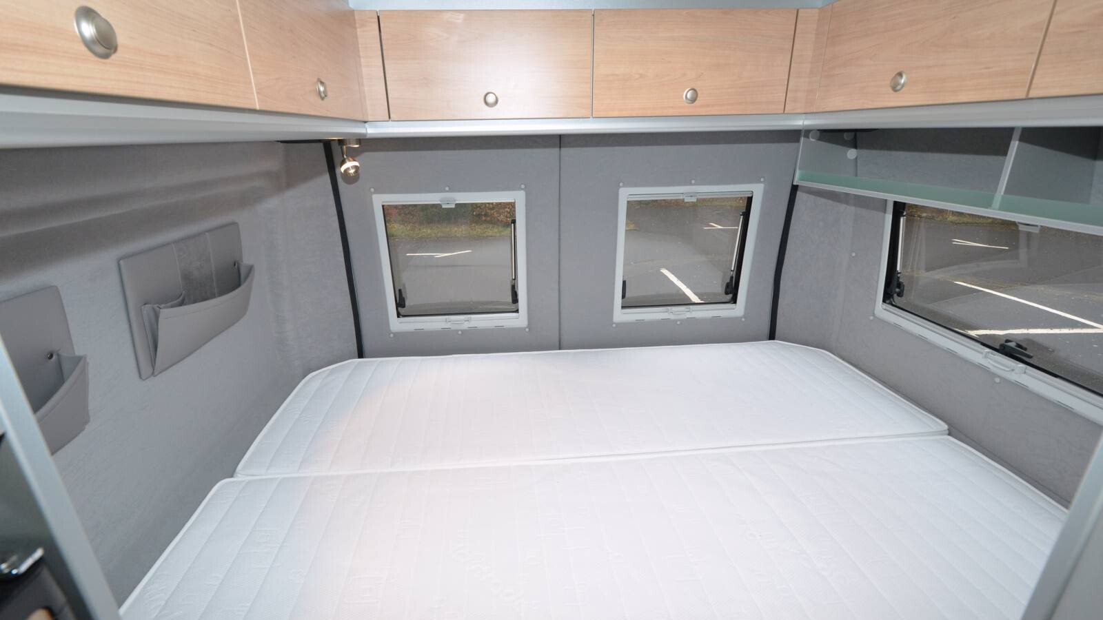 Lit transversal 186 x 144 cm