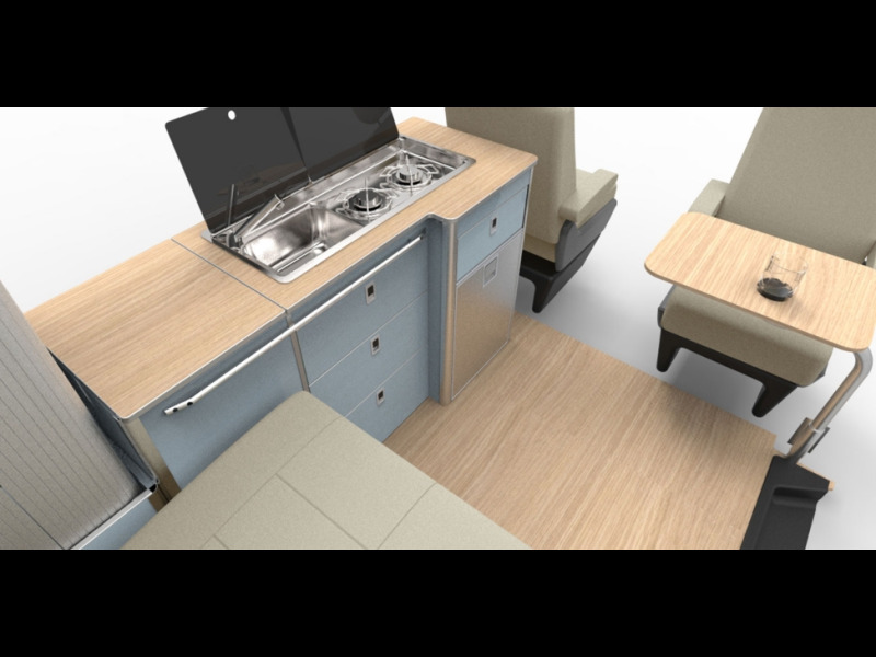 VW T5 - Modèle Faro, plan de travail droit trois tiroirs métal, une étagère à rabat sous l'évier, profilés aluminium sur les coins principaux, deux portes rideau coulissantes (disponibles en finition noire), casier de lit, table avec pied en aluminium pliable et système de rails coulissants en acier inoxydable. Niche pour frigo Webasto 49 litres.