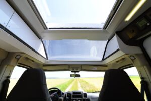 L'Adria Twin 640 SLB Supreme équipé du Sky Roof