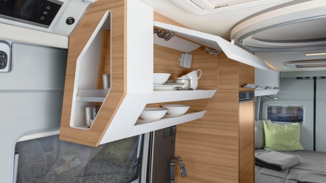 La forme personnalité du BoxDrive s'exprime aussi au travers des lignes du mobilier.