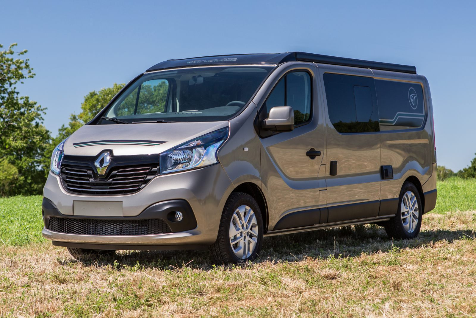 L'Auto Camp XL : un fourgon compact à l'extérieur (L 5,40 x H 2,03 m) et grand à l'intérieur