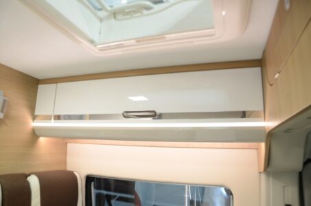 McLouis Menfys Van 3 Karat+ Prestige