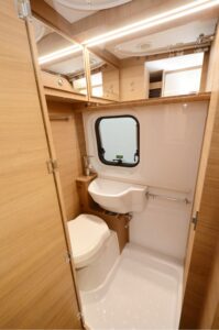 McLouis Menfys Van 3 Karat +