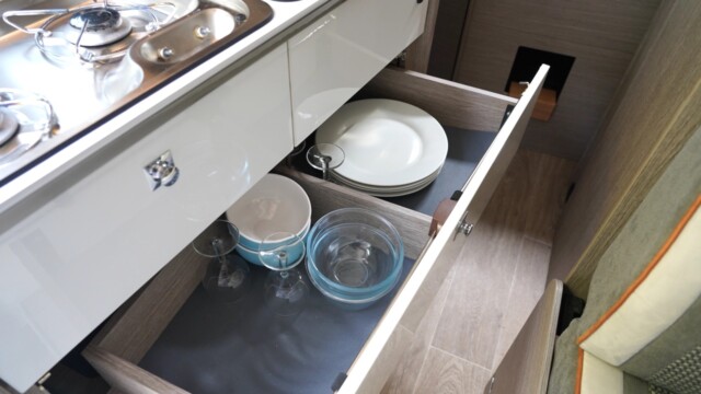 Encore de beaux volumes en cuisine.