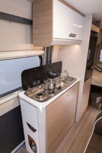 McLouis Yearling Van 3