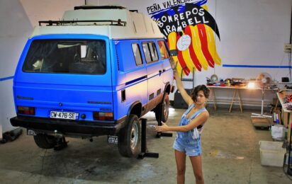 Alexandra présente Nano, en pleine conversion électrique...