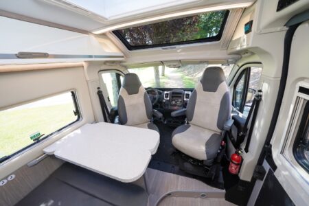 CHALLENGER Vany V114 "Premium"