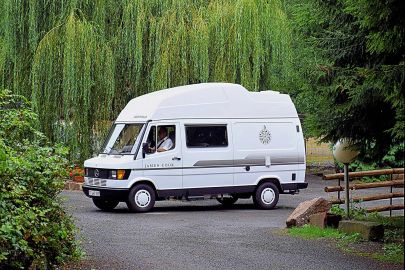En 1986, Westfalia présente le James Cook 310 D dont l'aménagement subit de nombreuses modifications.