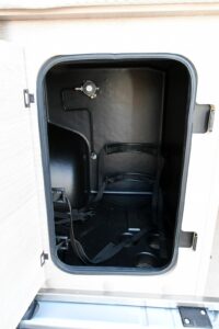 Le coffre à gaz coqué pour 2 bouteilles de 13 kg