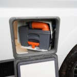 Pour sortir la cassette, le WC doit être avancé