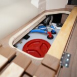 Ne cherchez pas la pompe à eau ! Elle est immergée dans le réservoir.