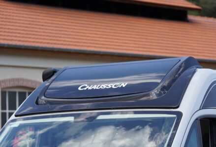 V690 Premium - Compter 1990 € en plus pour le toit Panoramic view