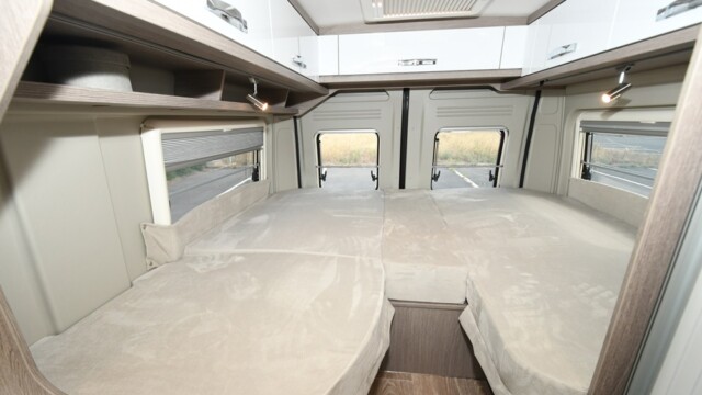 Des lits jumeaux dans un véhicule de 6 mètres ? Une proposition pas si répandue...