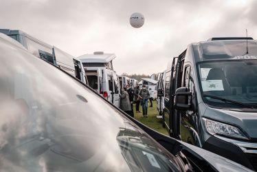 Le Camper Van Week-End, c'est l'occasion de découvrir une offre variée et... nombreuse ! ©Dana Tentea