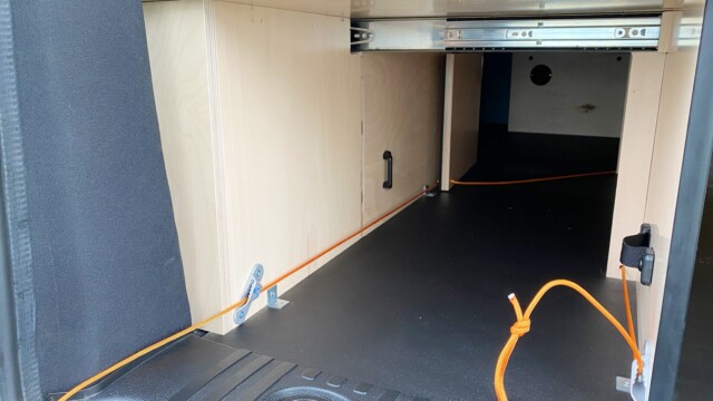 Bivy Space +3 : coffre à skis