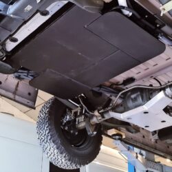 Diligence conçoit ses propres réservoirs d'eau propre et d'eau grise, en matière certifiée alimentaire, la forme s'adapte à l'ergonomie du véhicule et à la contenance nécessaire.