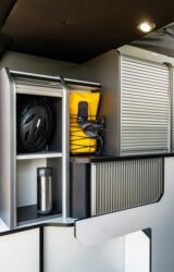 Des compartiments nombreux et aux volumes variés sur cette version longue du Trek5.