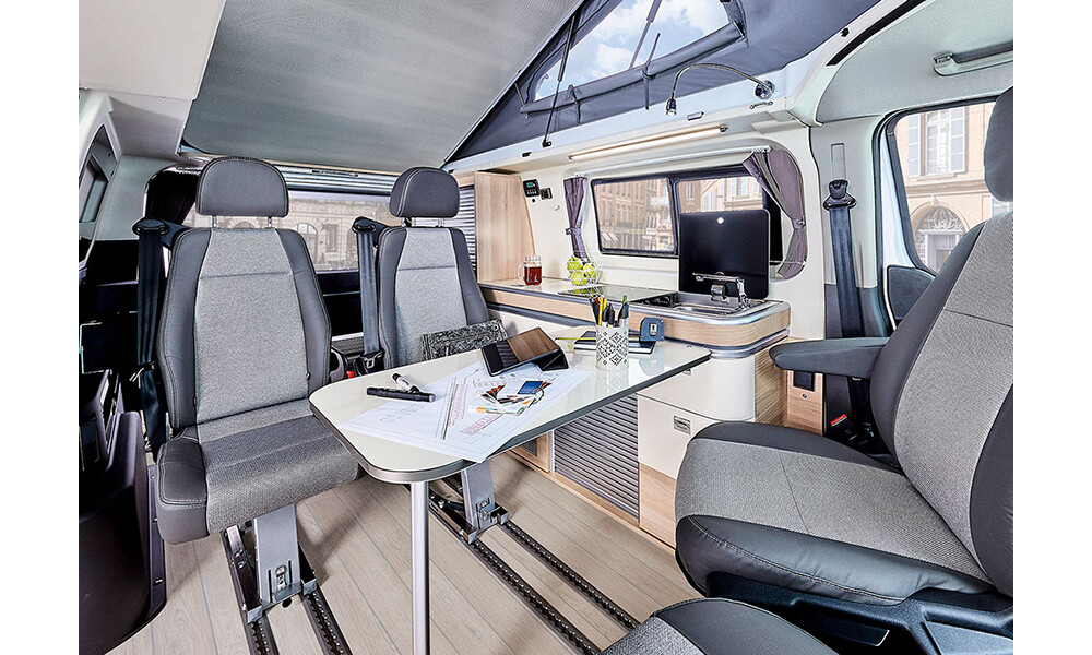 Campérêve Cap Coast sur Ford Custom – 4,97 m