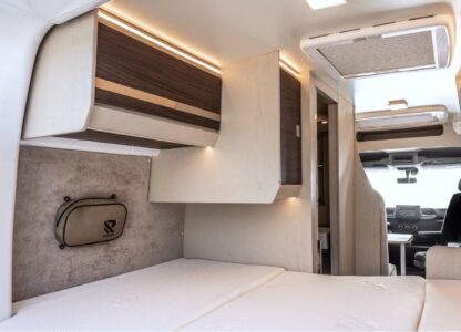 HERA 54 - Penderie suspendue en pied de lit