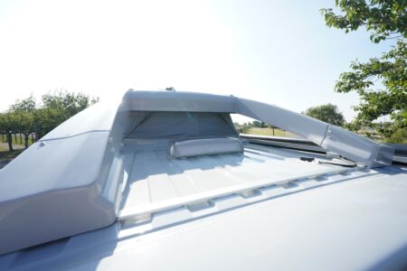 Les bras pivot sur les Adria Twin Sports 640