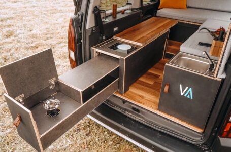 Au choix : réchaud extérieur ou plaque à induction intérieure