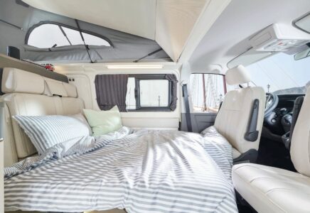 Un couchage bas plutôt destiné aux enfants