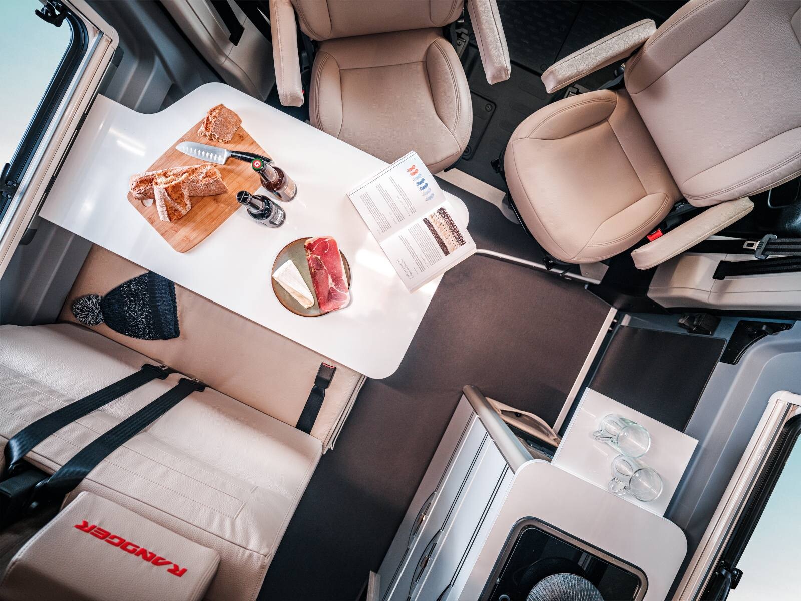 Les fourgons Randger partagent l'usine et le savoir-faire éprouvé de Font-Vendôme.