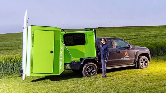 Le caisson du Flip90 facile l'accès au matériel fixé sur le toit !