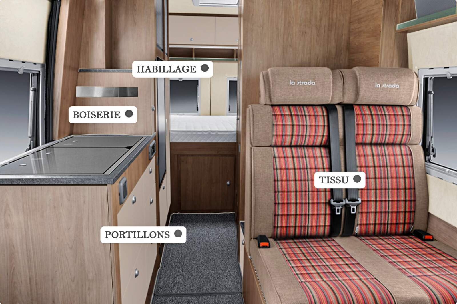 La personnalisation concerne aussi l'habillage des parois, et bien sûr les assises, disponibles en une multitude de coloris textiles, cuir et mixtes !