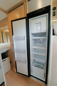 Le volume de 149 l permet de faire le plein pour plusieurs jours.