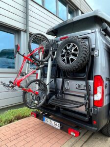 Bürstner n'a pas encore communiqué les tarifs de ce nouvel équipement, destiné à ses gammes de fourgons sur Fiat