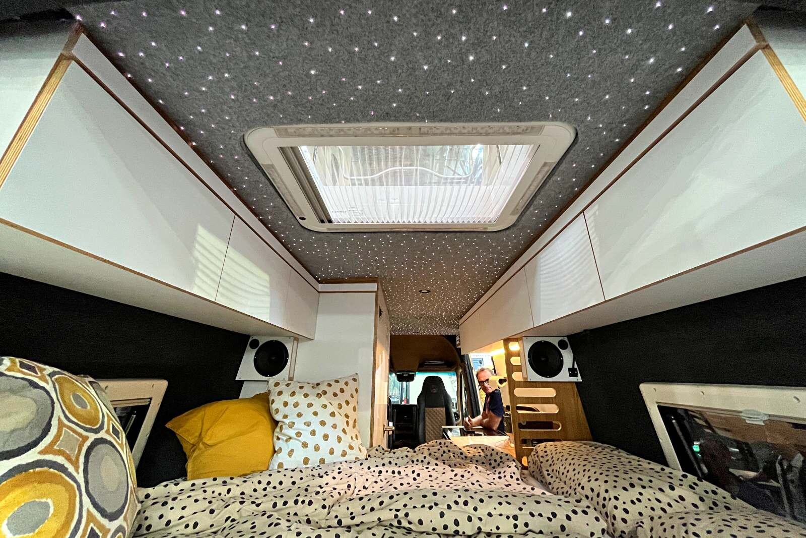 On a très envie d'avoir ce ciel étoilé dans son fourgon !