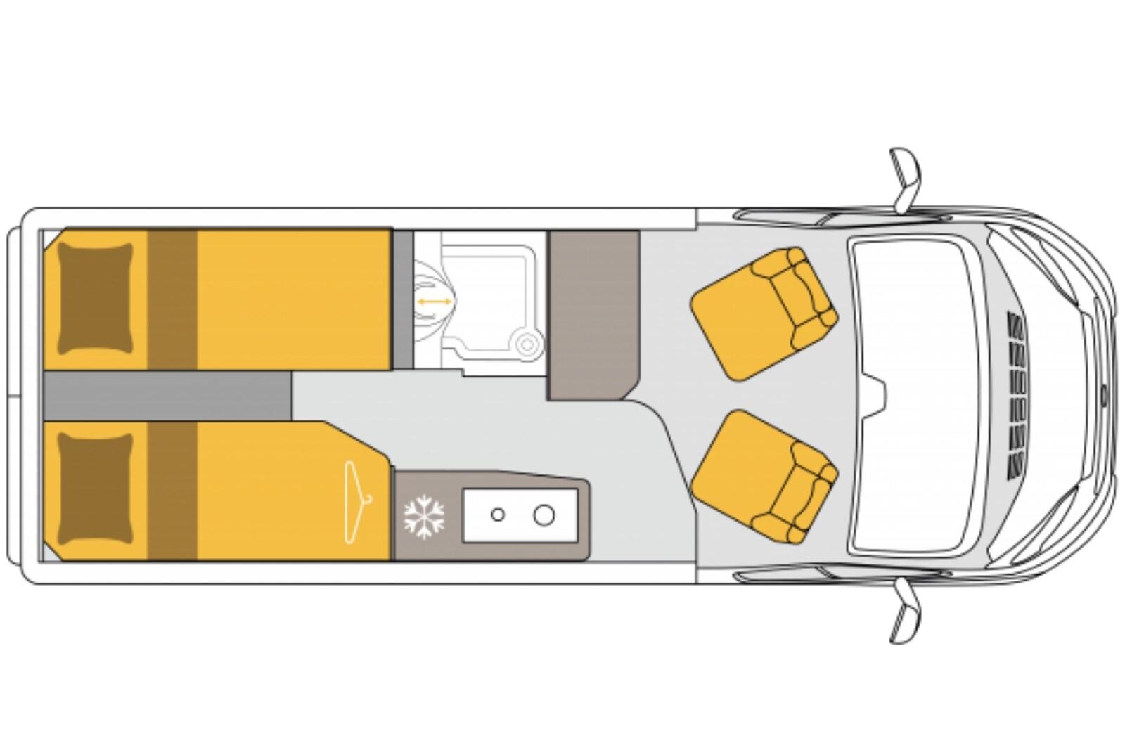 Le Bavaria K600J préserve de la longueur au niveau des lits et de la dînette grâce à une petite salle de bain 3 en 1 (WC Thetford monté sur coulisse + lavabo escamotable + espace douche).