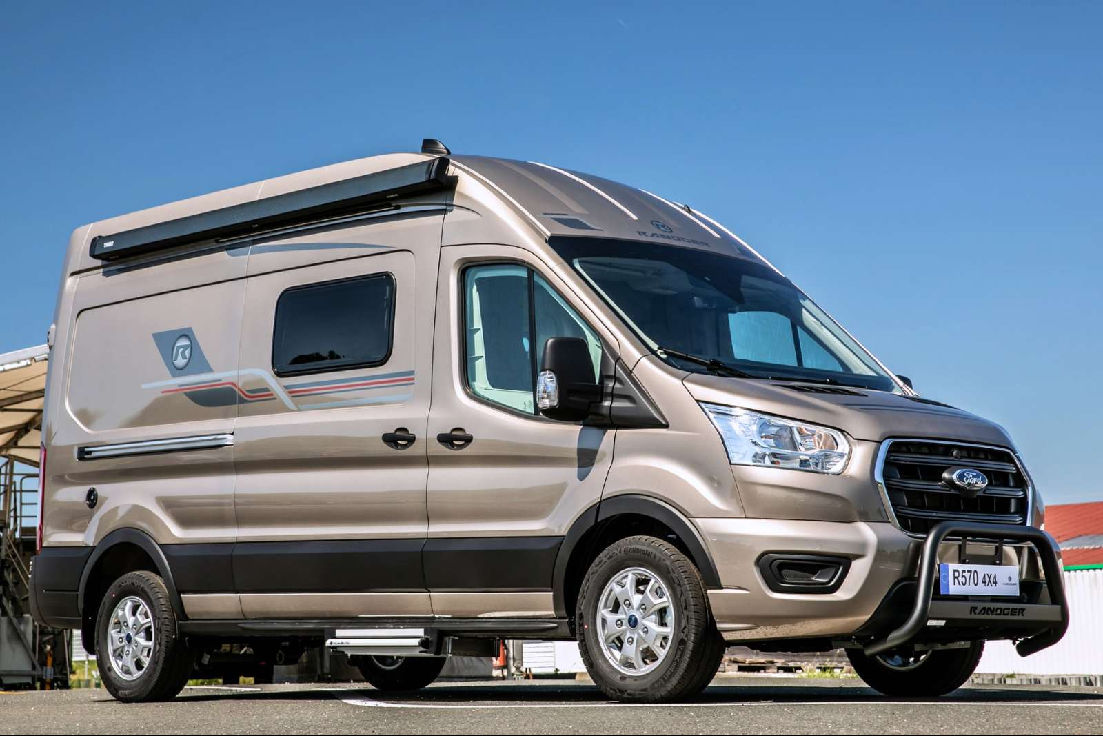 Sur le Font Vendôme Forty Van Duo 4x4 et Ranger R570 4x4, la transmission intégrale est de série.