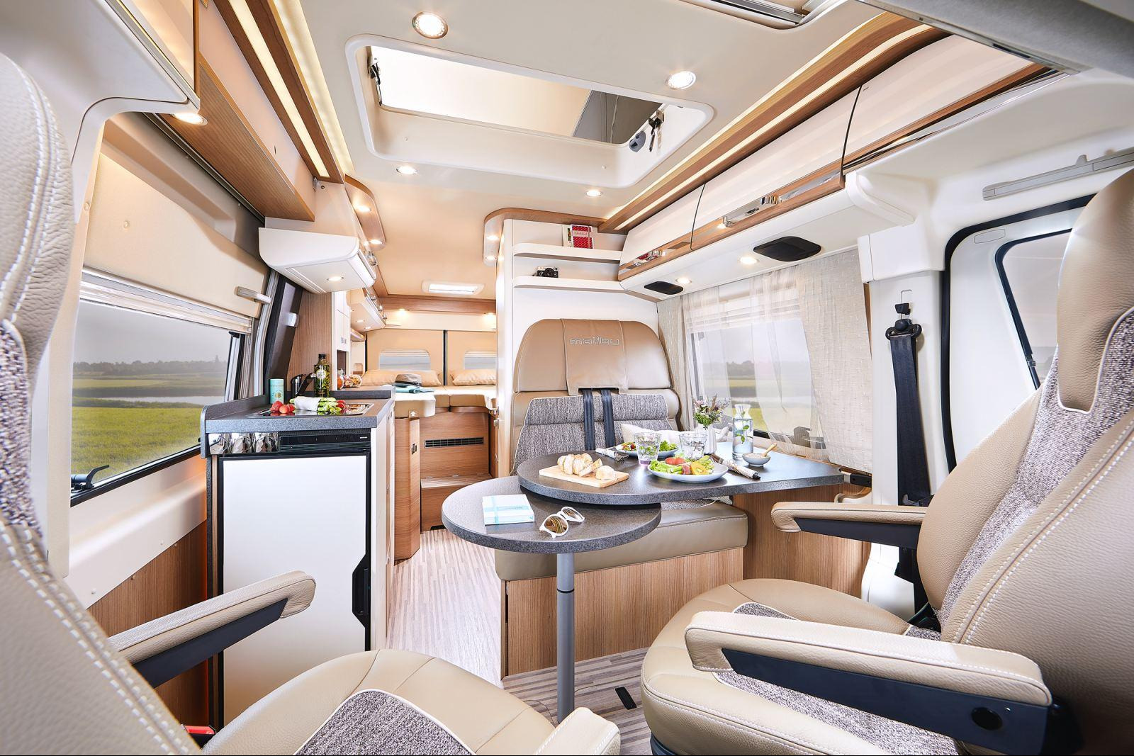 Le plus haut de gamme des fourgons Malibu Van : le 640 LE RB First Class - Two Rooms