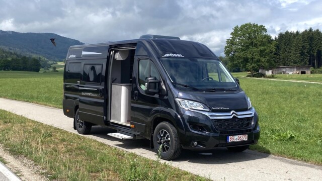 PÖSSL Summit Shine 640 R - Ces nouveaux modèles sont proposés de base sur Citroën Jumper / Peugeot Boxer ou, moyennant supplément, sur Fiat Ducato.