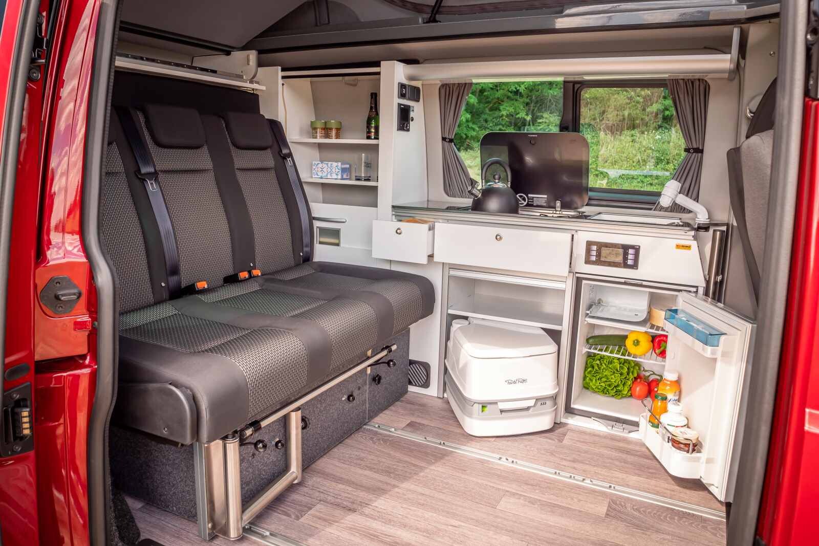 Reimo by Eco Campers : VW T6.1 Triostyle