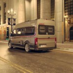 Ce VW Crafter aménagé par Dethleffs culmine à 2,59 m de haut.