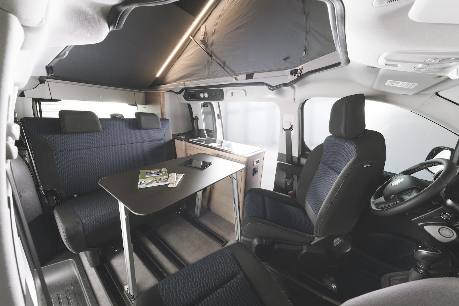 DETHLEFFS Globevan