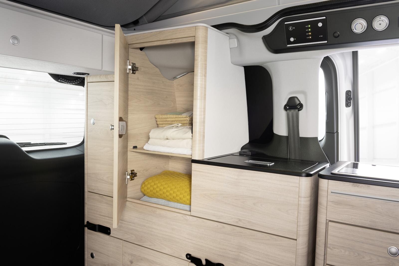 DETHLEFFS Globevan