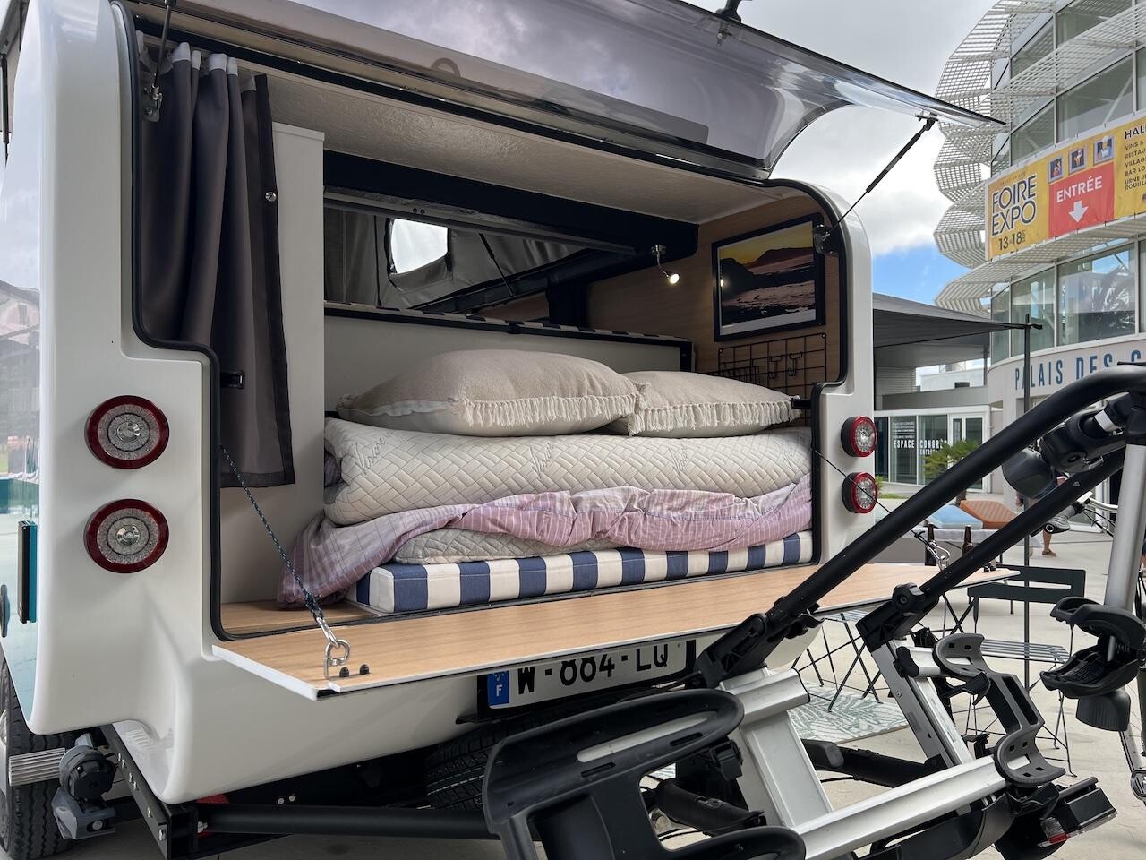 Bi-Van