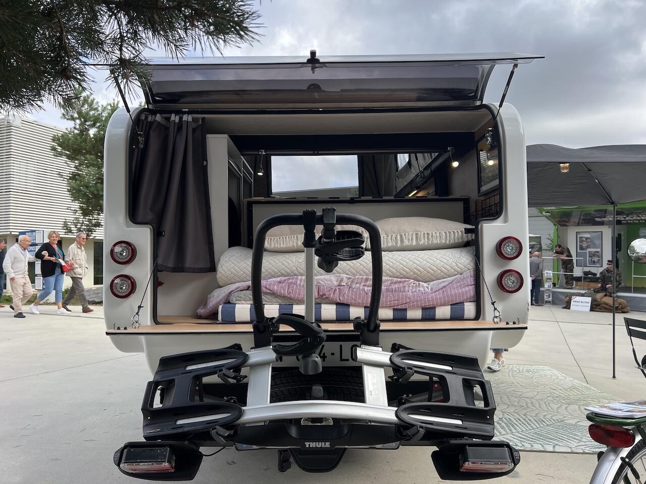 Bi-Van